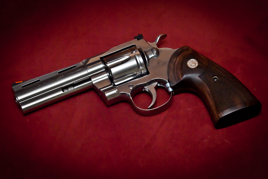 rewolwer colt python 357