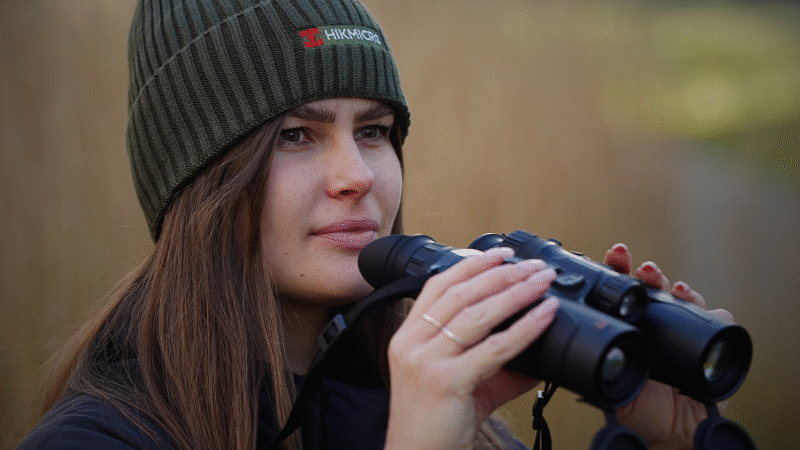 Klasyczna lornetka to przeszłość. Nowy HABROK 4K 2.0 właśnie wchodzi do lasu